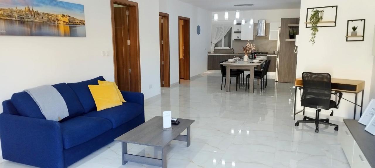 Large And Modern Apartment In The Centre Of Malta Mosta Exteriér fotografie