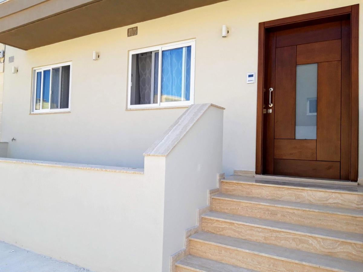 Large And Modern Apartment In The Centre Of Malta Mosta Exteriér fotografie
