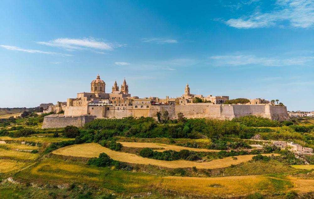 Large And Modern Apartment In The Centre Of Malta Mosta Exteriér fotografie